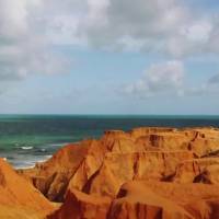 Meu Pai, me mostre um bom caminho, me oriente com suas palavras, me ilumine com sua luz e não largue da minha mão, porque sem você me encontro sem rum...