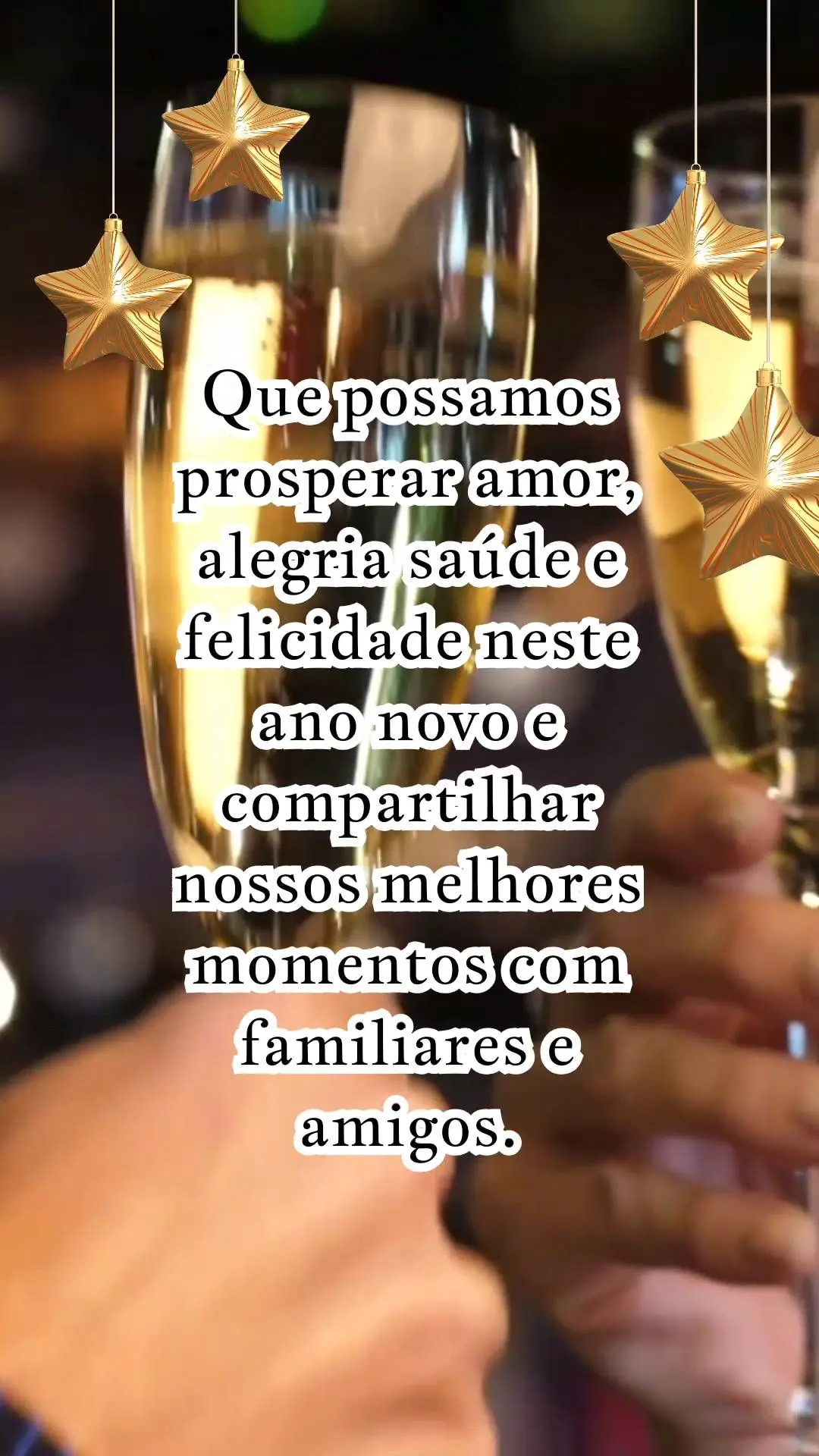  Que possamos prosperar amor, alegria saúde e felicidade neste ano novo e compartilhar nossos melhores momentos com familiares e amigos.