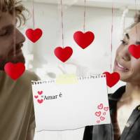 "Amar é cuidar um do outro mesmo quando estamos zangados." David Frost